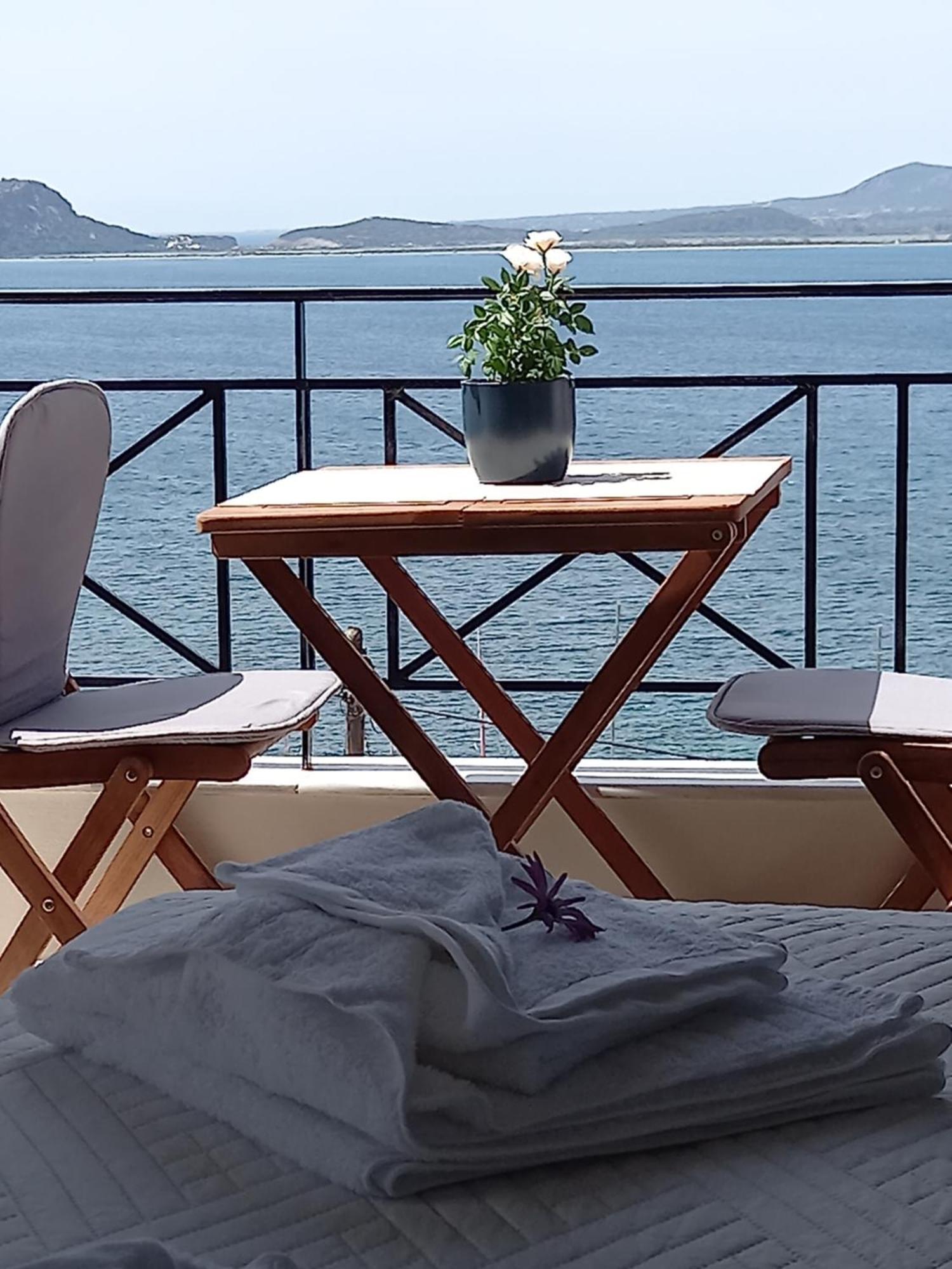 Bay Blue Apartment *