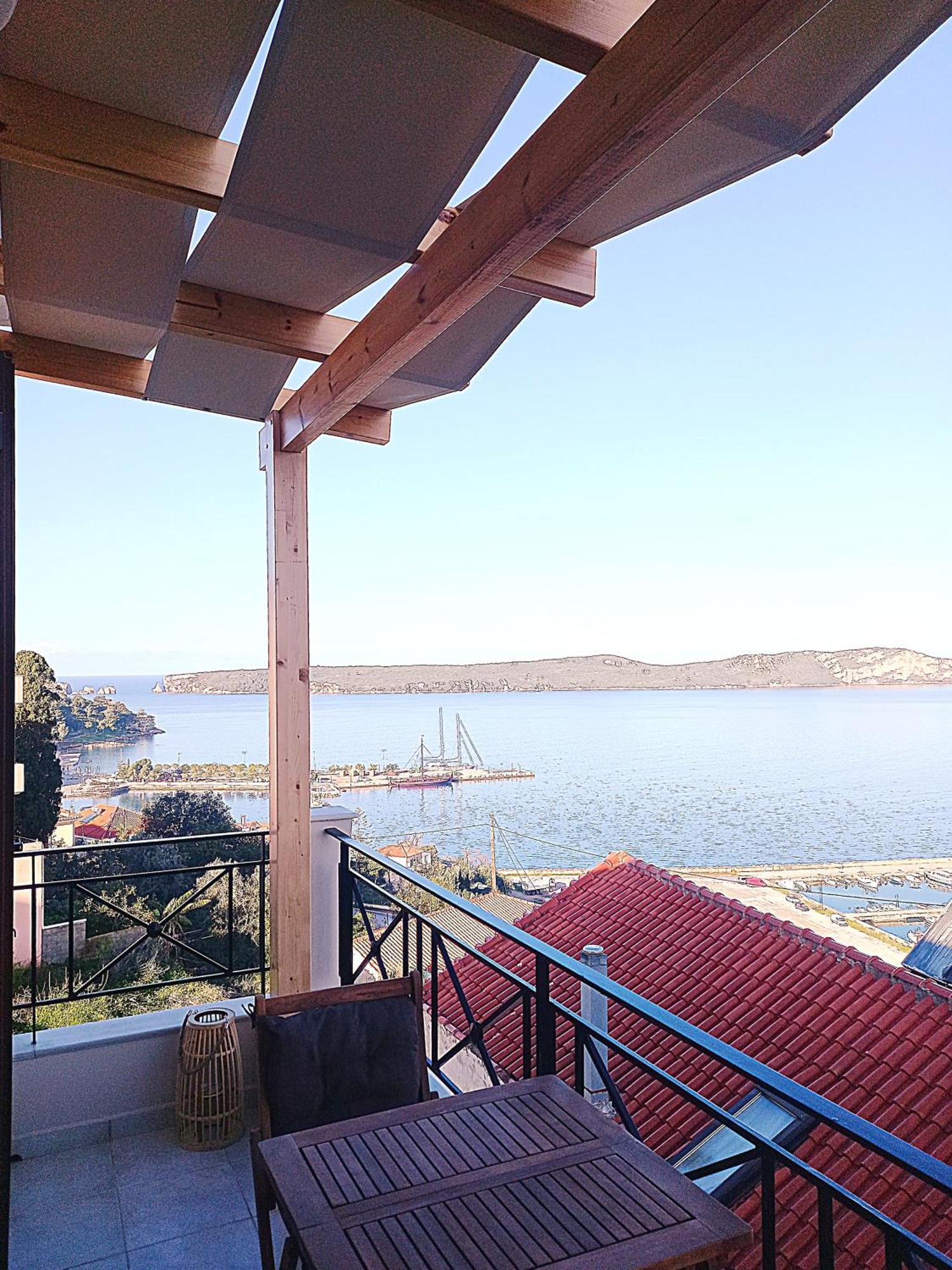 Bay Blue Apartment